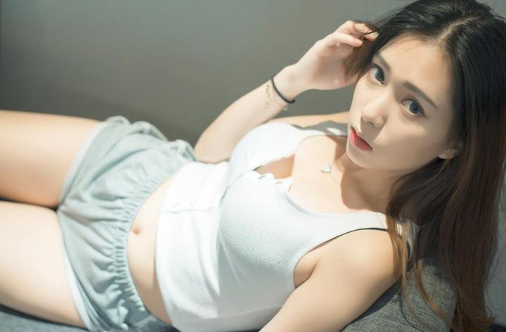 Gogo37p女人艺术摄影的独特魅力